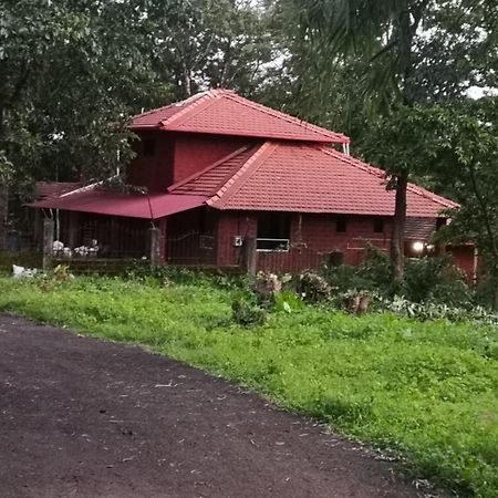 Sarvoday Eco Homestay, Sawantwadi Екстериор снимка